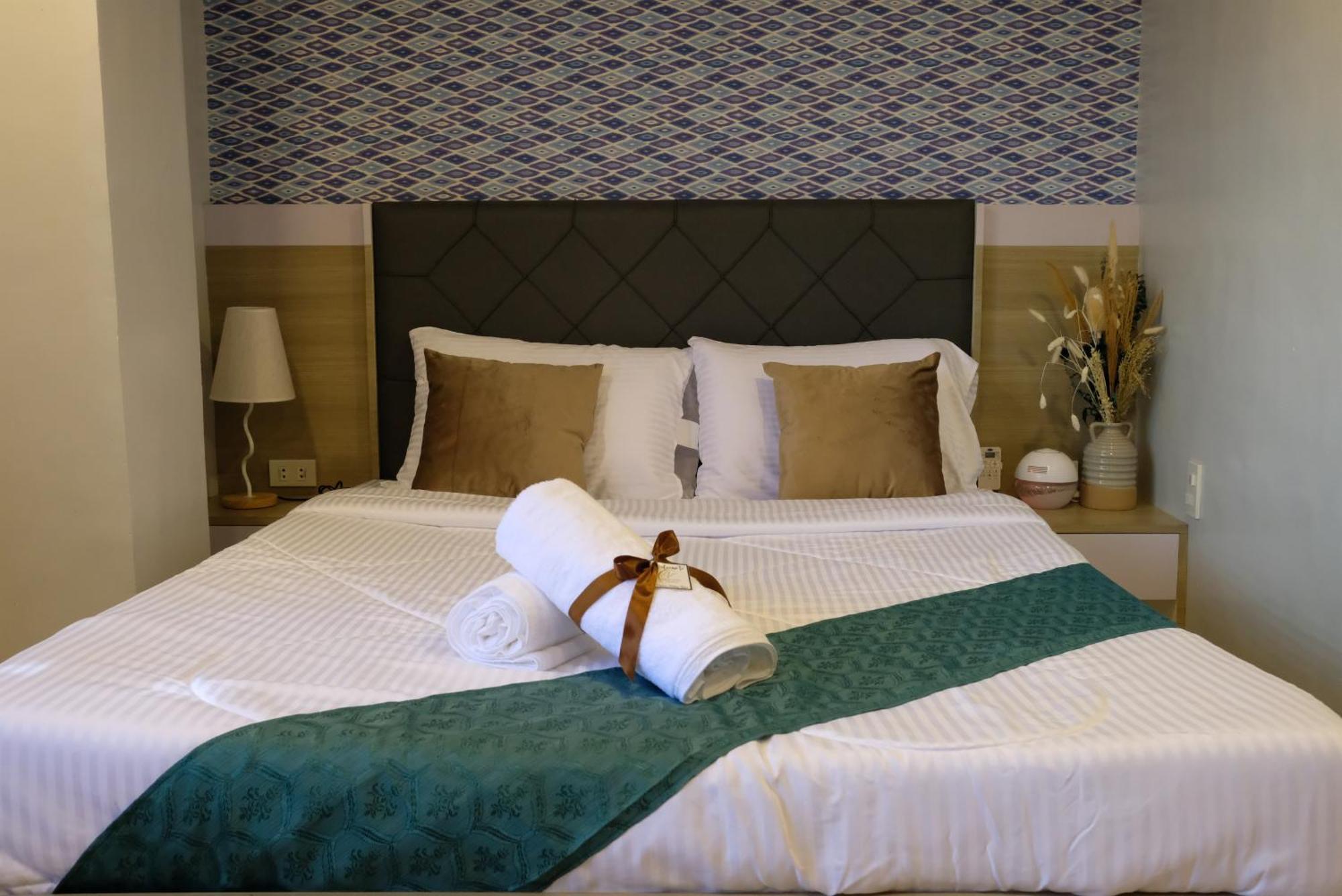 Vieda Hotel Caticlan Extérieur photo