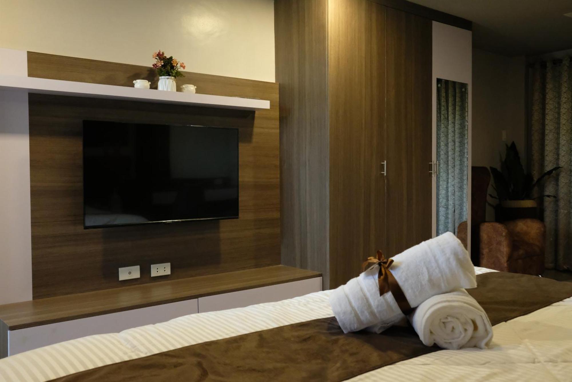 Vieda Hotel Caticlan Extérieur photo